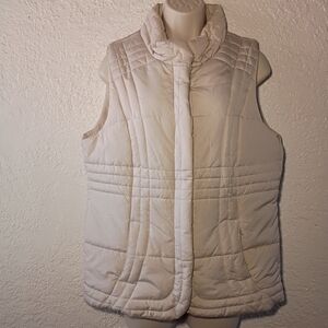 Faded Glory Arctic White Puffer Vest